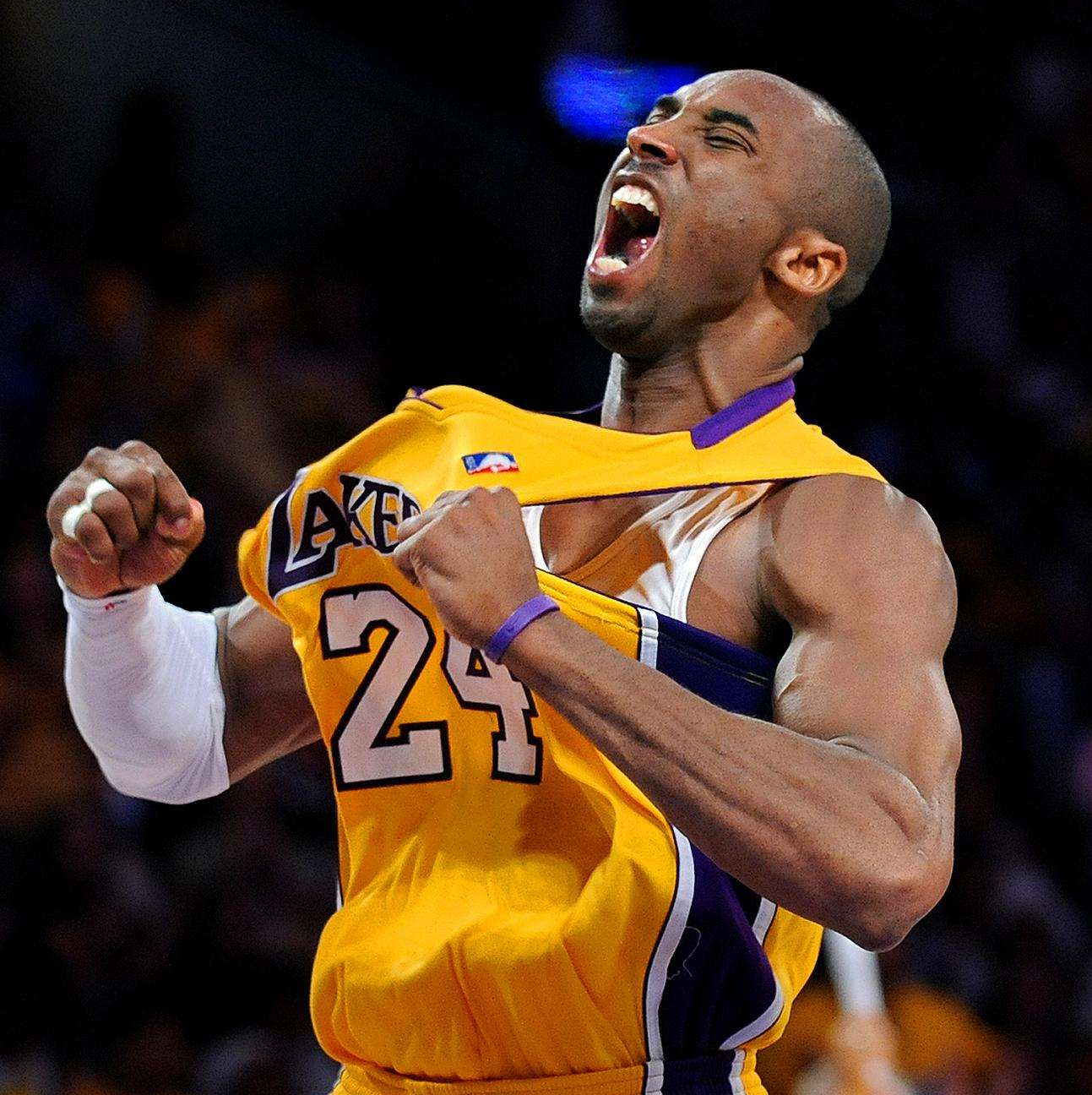 老鹰主帅：杰伦·约翰逊真正渴望的是胜利，他的潜力不止于此（老鹰主帅盛赞杰伦-约翰逊：以胜利为先，潜力远未见顶）