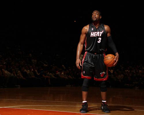 洛夫伦社媒发布爱心符号@萨拉赫，力挺前利物浦队友（洛夫伦社媒发爱心@萨拉赫，为前利物浦队友打气）