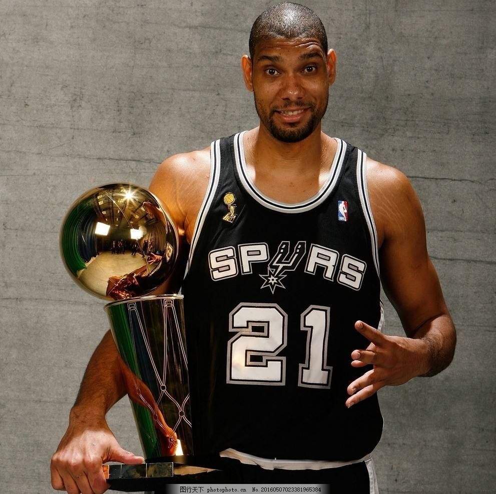 媒体人：山东泰山新赛季教练配置计划是韩鹏+外籍助教（媒体人透露：山东泰山新赛季教练组将由韩鹏联手外籍助教）