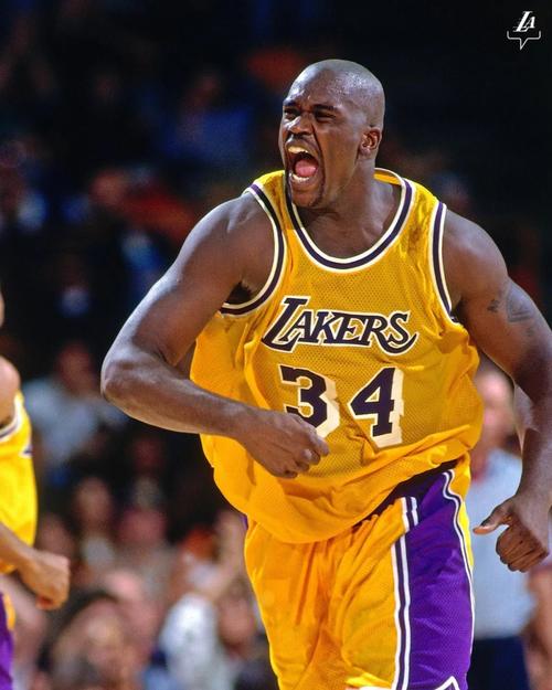 MLS主席告诉萨拉赫联系梅西，商讨他离开利物浦的惊人计划。（MLS主席促萨拉赫联络梅西，探讨其从利物浦离队的爆炸性计划）