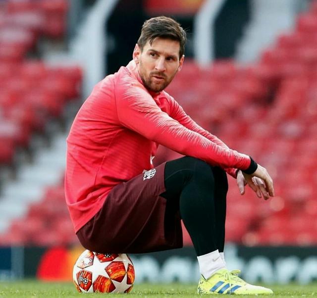 2025中超抢断榜：西海岸杨希以105次居首，英博吕焯毅排第二（2025中超抢断榜出炉：西海岸杨希105次登顶，英博吕焯毅位居第二）