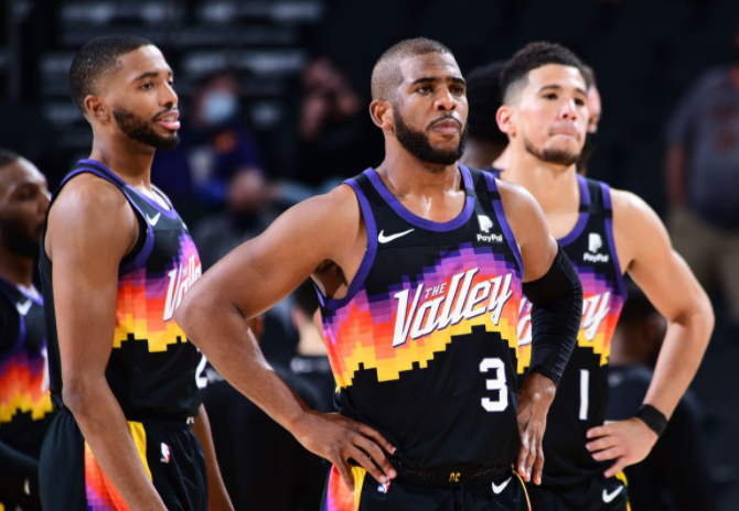 意杯国米5-1威尼斯晋级，小图拉姆双响，皮奥、博尼轰世界波（意大利杯：国米5-1大胜威尼斯晋级，小图拉姆梅开二度，皮奥与博尼世界波建功）