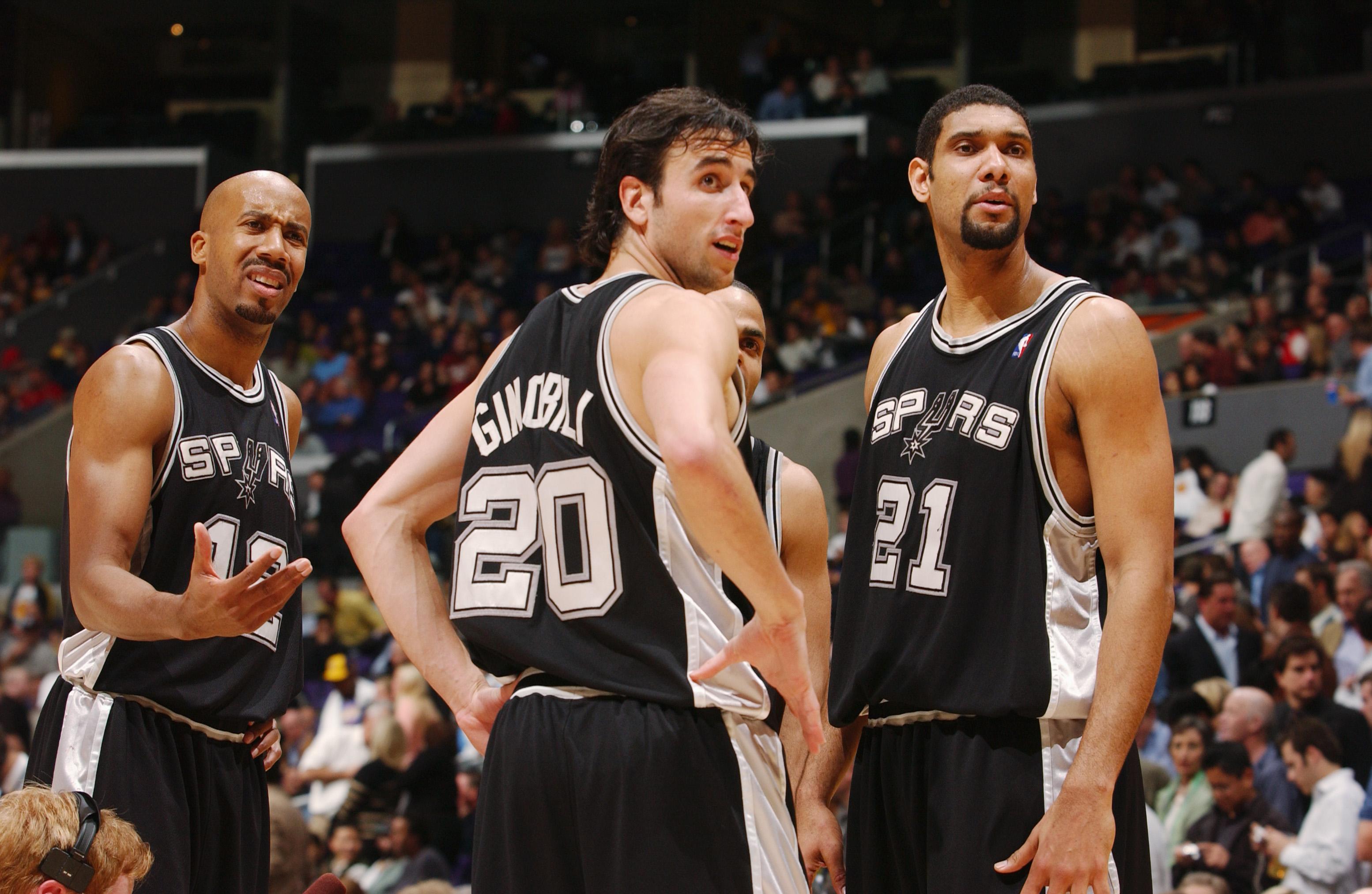 猛龙VS黄蜂前瞻：猛龙剑指10连胜，近3次对战黄蜂均获胜（比赛前瞻：猛龙冲击10连胜，近三次对阵黄蜂保持全胜）