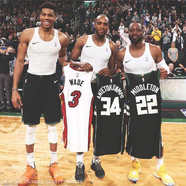 BBC：莱斯特城有意签下昔日西汉姆联前锋安东尼奥（BBC：莱斯特城有意引进前西汉姆联前锋安东尼奥）